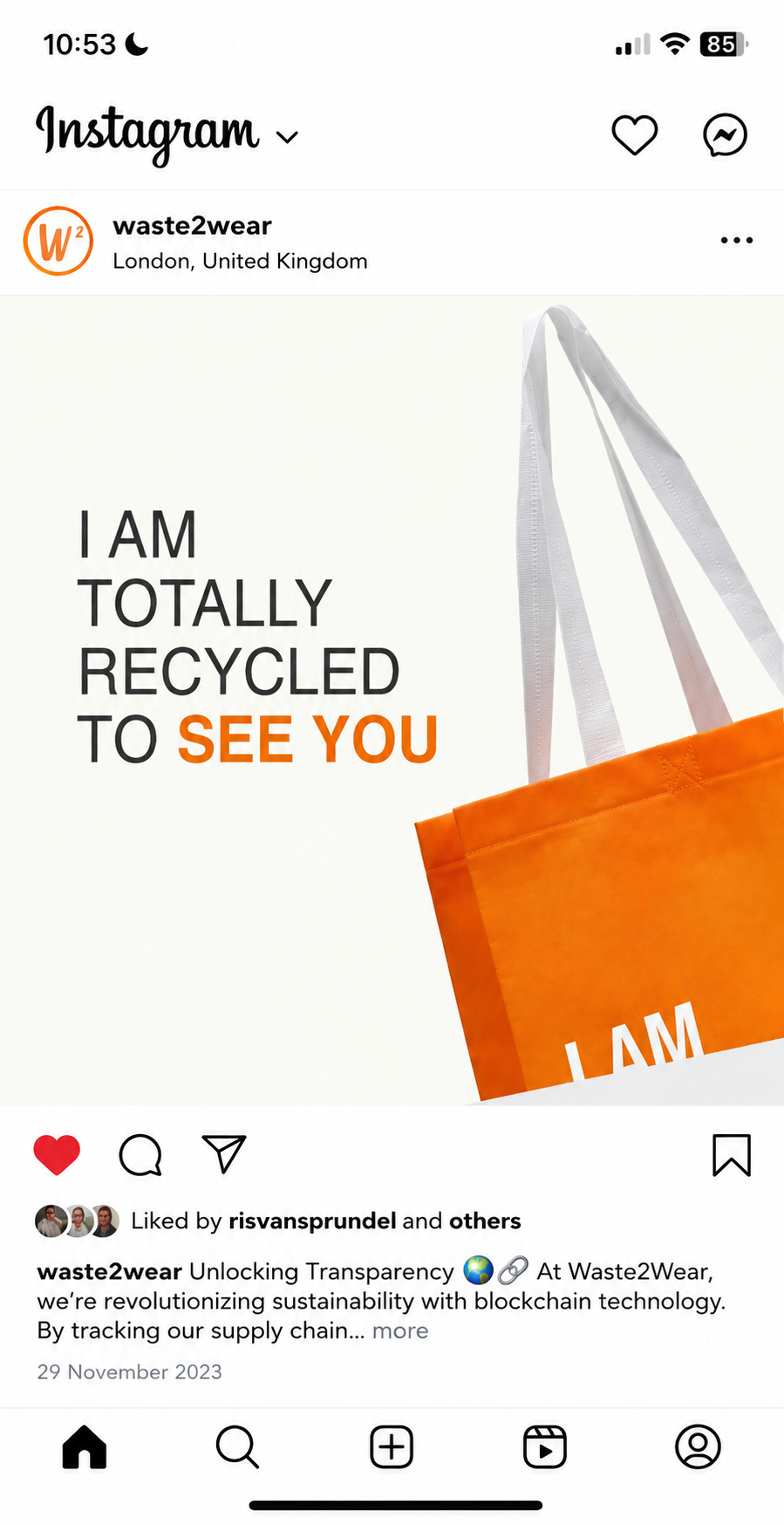 Waste2Wear carousel showcase post content door Velos Marketing voor Instagram